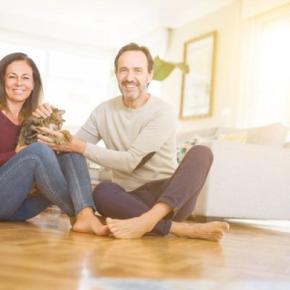 高齢の保護猫を家族に迎えた夫婦が手にした「愛情と価値ある絆」　米国