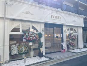まだまだ穴場！3月10日にオープンしたばかりのラグジュアリーなオシャレカフェ「CAFE IVORY」