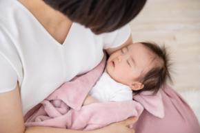 赤ちゃんに抗体のプレゼント 妊婦向けRSウイルスワクチンが原則無料で定期接種化へ