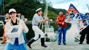 戸塚純貴が地元・岩手で思わぬ出会い！海の幸と人々の想いをつなぐ「UMIUMA」新CMが公開