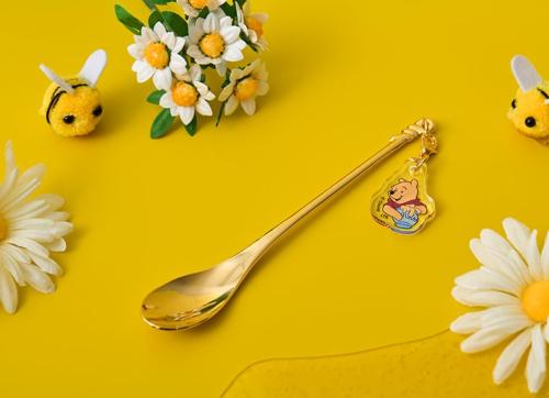 「くまのプーさん」スペシャルカフェ チャーム付きマドラー