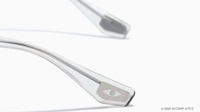 「チェンソーマン×JINS」早川アキモデル