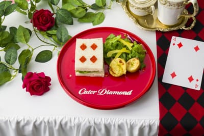 『ディズニー ツイステッドワンダーランド ザ アニメーション』OH MY CAFE ＜ケイト・ダイヤモンド＞サーモンサンドイッチ