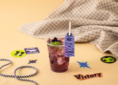 「BLUE LOCK CAFE SPECIAL TRIP」御影玲王 パープルドリンク