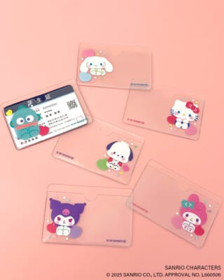 「サンリオキャラクターズ×サンキューマート」学生証ケース