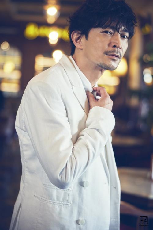 「津田健次郎PHOTOBOOK since1995」
