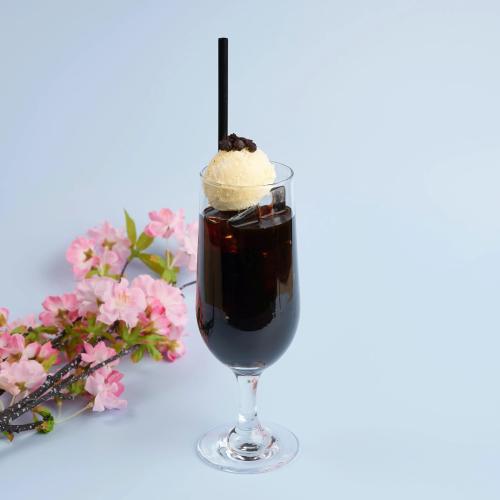 高順のブラックコーヒーフロート