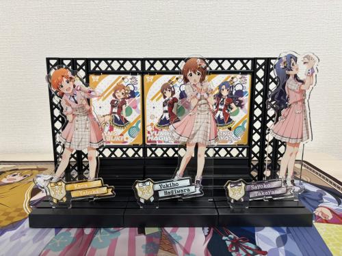 ダイソー「連結できる!アクスタステージ」