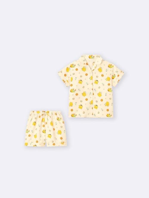GU×サンリオキャラクターズ KIDS GIRLSサテンパジャマ イエロー