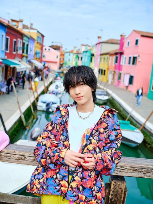 小林千晃 デビュー10周年記念写真集 先行カット ブラーノ島