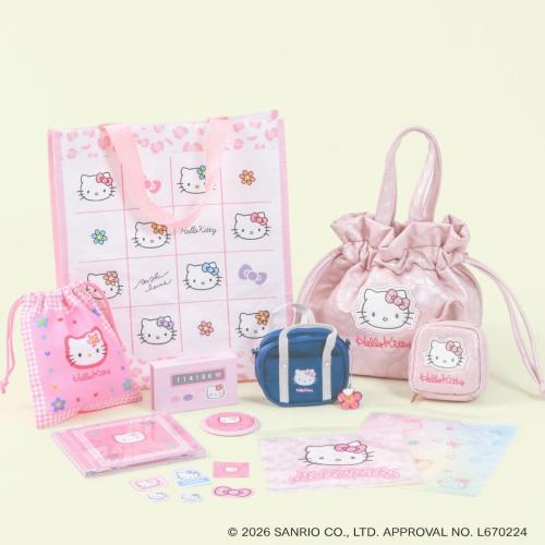 ハローキティ×3COINS ガーリーなピンクデザインのグッズ