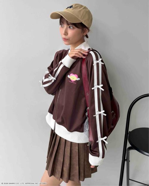 AS KNOW AS plusから『サンリオキャラクターズ』のトラックジャケットが登場 画像1