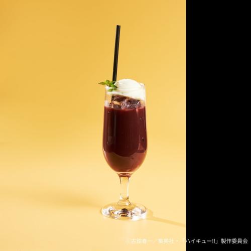 『ハイキュー!!』コラボカフェ 『東峰のアサイーフロート』