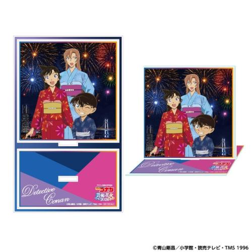 3人と花火をデザインした限定アクリルスタンド