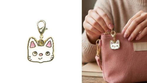ノンタンのメタルチャームとバッグへの取付例