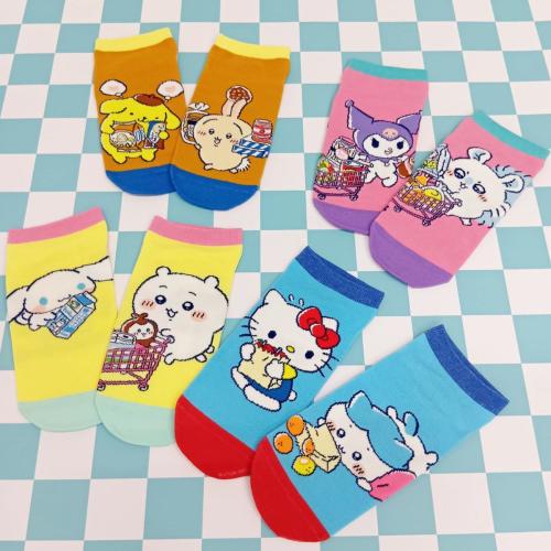 ちいかわとサンリオキャラクターズのスニーカー丈ソックス4種