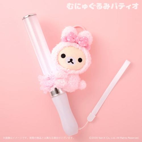 コリラックマうさぎ ペンライトくっつきマスコットの使用イメージ