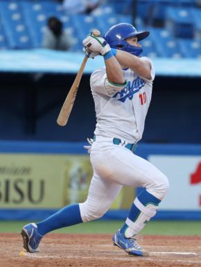 青学大・小田康一郎「ここが自分の見せどころ」タイブレーク10回、劇的な勝ち越し３ランで先勝