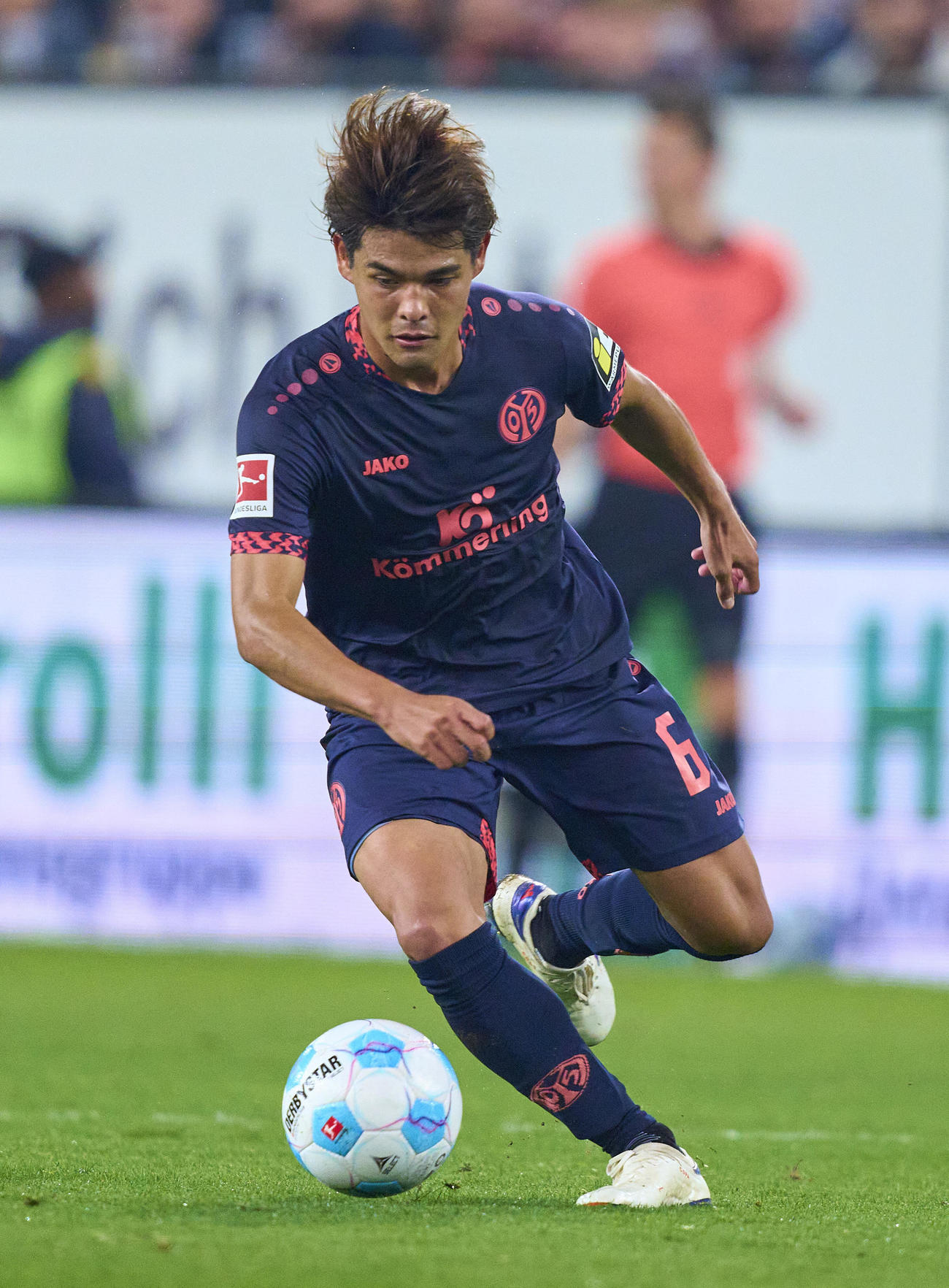 マインツ佐野海舟、総走行距離で堂々１位　ブンデスリーガでは日本人42季ぶり２人の全試合先発