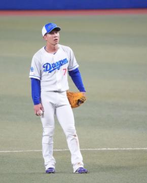 【中日】前日負傷の福永裕基「左手関節の骨折」と診断　井上監督「相当かかる」再び長期離脱か