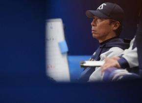 【ヤクルト】高津監督頭抱える…貧打深刻で球団初の屈辱、交流戦前に借金15「序盤で大量失点」