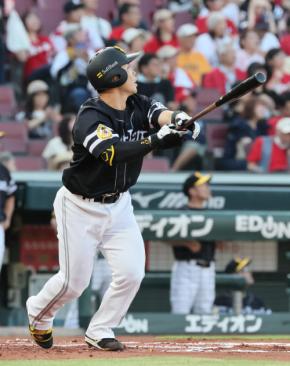 【ソフトバンク】近藤健介、試合前練習を別メニュー調整 前日17日に左足かかとを負傷