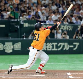 【巨人】増田陸がホットな一打で試合を振り出しに「最低限のことを考えていきました」中犠飛に