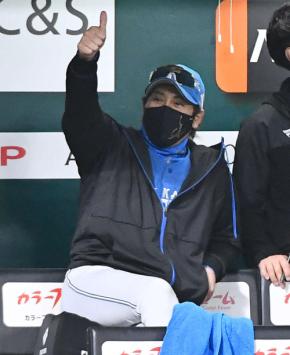 メジャー帰りの新庄剛志氏、10歳差“同期入団”の転向を後押し「野手やってみれば?」