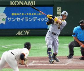 阪神】佐藤輝明25本塁打、64打点2冠で後半戦へ「またちょっと