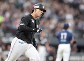 【ロッテ】ネフタリ・ソト、日本ハム伊藤大海から9号同点3ラン 29打席ぶりの一発