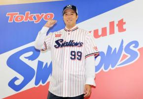 【ヤクルト】青柳晃洋「月10万円で野球できない」２Ａ降格から帰国に至る経緯を告白／一問一答３