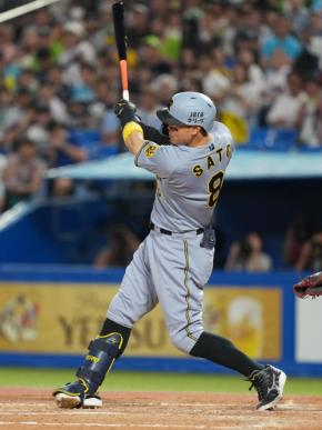 【阪神】千両役者・佐藤輝明は後輩たちに負けん 10球粘り27号「全体でもっと盛り上げたい」