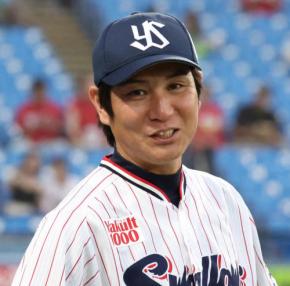 ヤクルト川端選手モデルか、
使用してた物 SSK】東京ヤクルトスワローズ川端慎吾選手モデルをズバリの配色