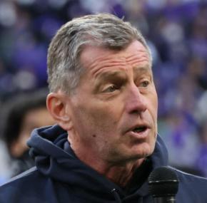 【神戸】今季まで広島率いたスキッベ氏の監督就任を発表「再び日本一のチームを目指しましょう」