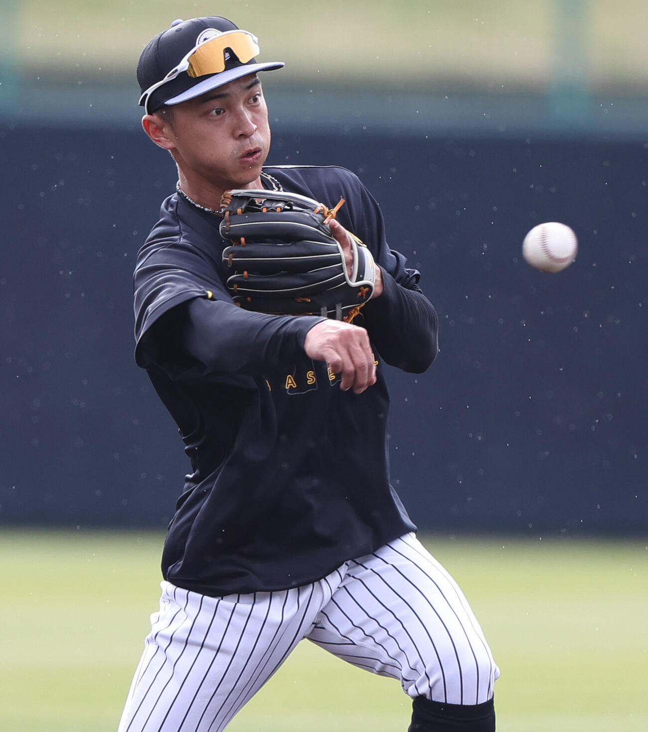 【阪神】熊谷敬宥、志願のピラティストレ「頭使って体動かす」30歳の初チャレンジ／虎番が見た