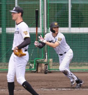 【阪神】鶴瓶の御利益!新加入の元山飛優「運をもらったみたいな感じ」シート打撃で2安打