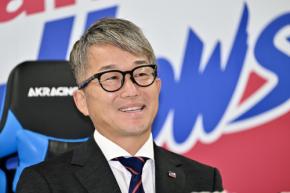 【ヤクルト】石川雅規、異例のサプライズに「今日先発じゃない？大丈夫?」山野太一が会見に登場