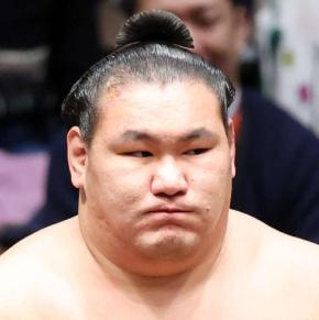 豊昇龍は右ひざ内側側副靱帯損傷「約３週間のリハビリ加療が必要」日本相撲協会が診断書公表
