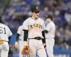 【巨人】浦田俊輔が途中交代　守備で右肘強打、その後安打＆リーグトップ36盗塁決めるも