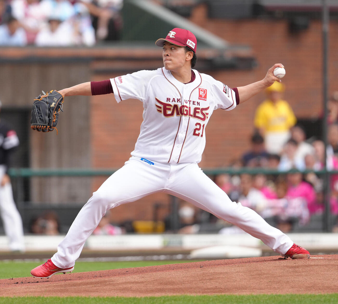 【楽天】早川隆久、王者ソフトバンク相手に7回2失点の好投 対タカは試合前時点で今季3勝