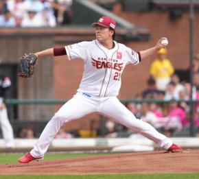 【楽天】早川隆久、王者ソフトバンク相手に7回2失点の好投 対タカは試合前時点で今季3勝