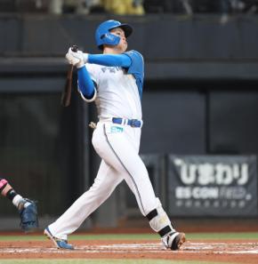 【日本ハム】柴田獅子の本拠地初安打&プロ初アーチも及ばず 先発・伊藤大海は10敗目