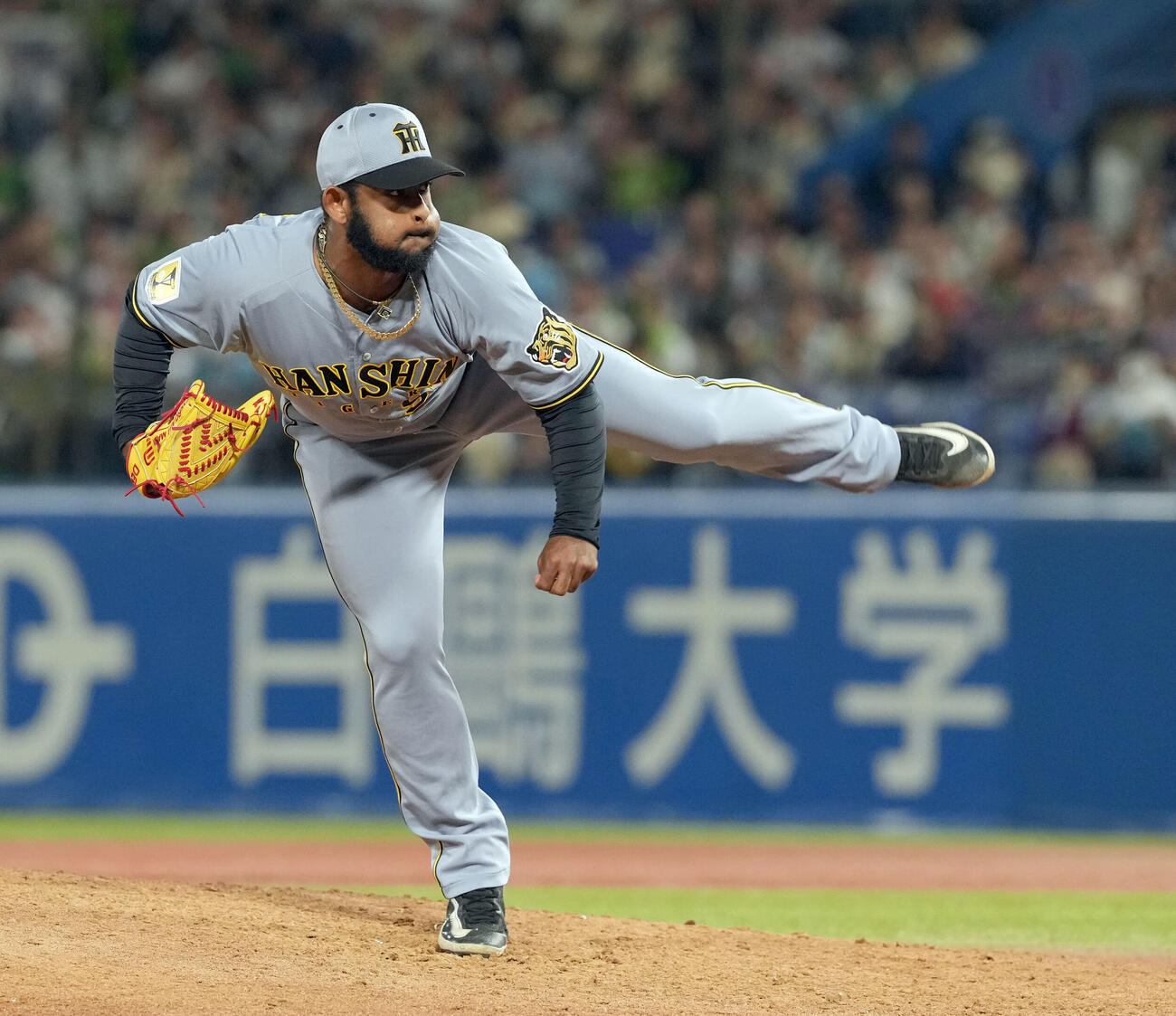 【阪神】プロ野球最多タイ10人継投の執念！緊急登板セベリーノが来日初勝利「素直に喜びたい」