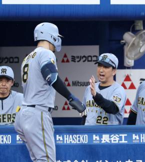 【阪神】マジック４　藤川監督「気持ちを高く甲子園に戻れます」／一問一答