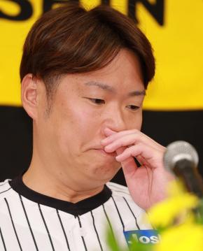 【阪神】西勇輝、引退を最初に伝えたのは「家族。感謝をしっかり伝えさせてもらった」／一問一答