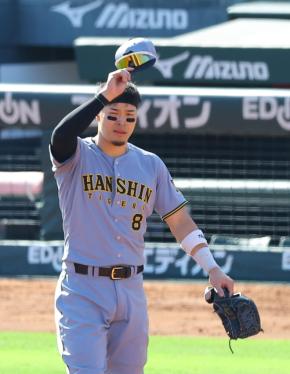【阪神】佐藤輝明、甲子園の虎党の前で２年連続40号へ！「やってきたことを継続」残り３試合