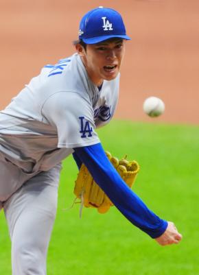 佐々木朗希、１回無失点に抑える　４回に３番手で登板　先発山本由伸は３回途中３失点
