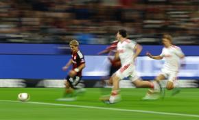Ｅフランクフルトが３試合ぶり白星　堂安律＆小杉啓太はフル出場で好クロスから決定機演出