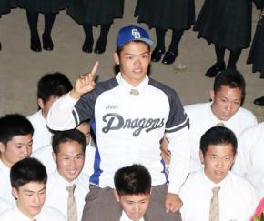 大阪桐蔭・根尾昂に4球団、縁感じた中日入り「何としても力になりたい」/ドラフト回顧録