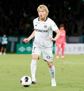 【柏】山内日向汰がゴラッソ2発「タイトルに近づく大きな勝利」鹿島との大一番に逆転勝ち